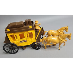 Vintage Wells Fargo Plastic Stagecoach Western Horse Drawn Wagon Plastic Toy